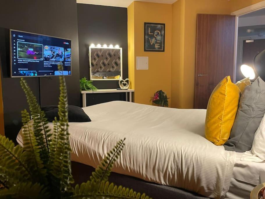 Cosy City Centre Apartment With Parking Birmingham Exterior foto